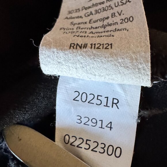 Spanx Size Med Legging Ponte Pant Black Back Hemline Vent Slim Shaping Ankle 23" - Picture 9 of 16